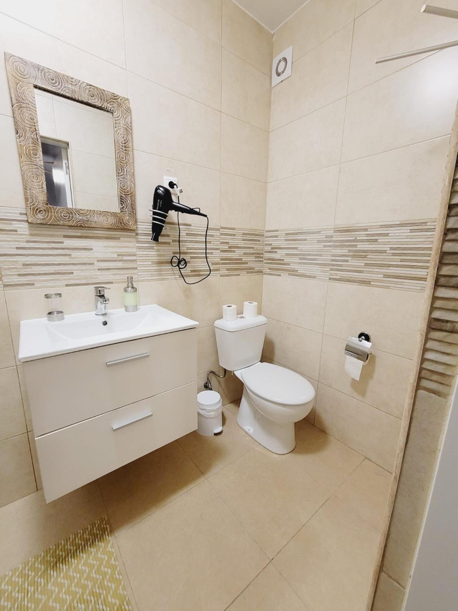 Mini-Hotel Casa De La Luz 阿利坎特 外观 照片