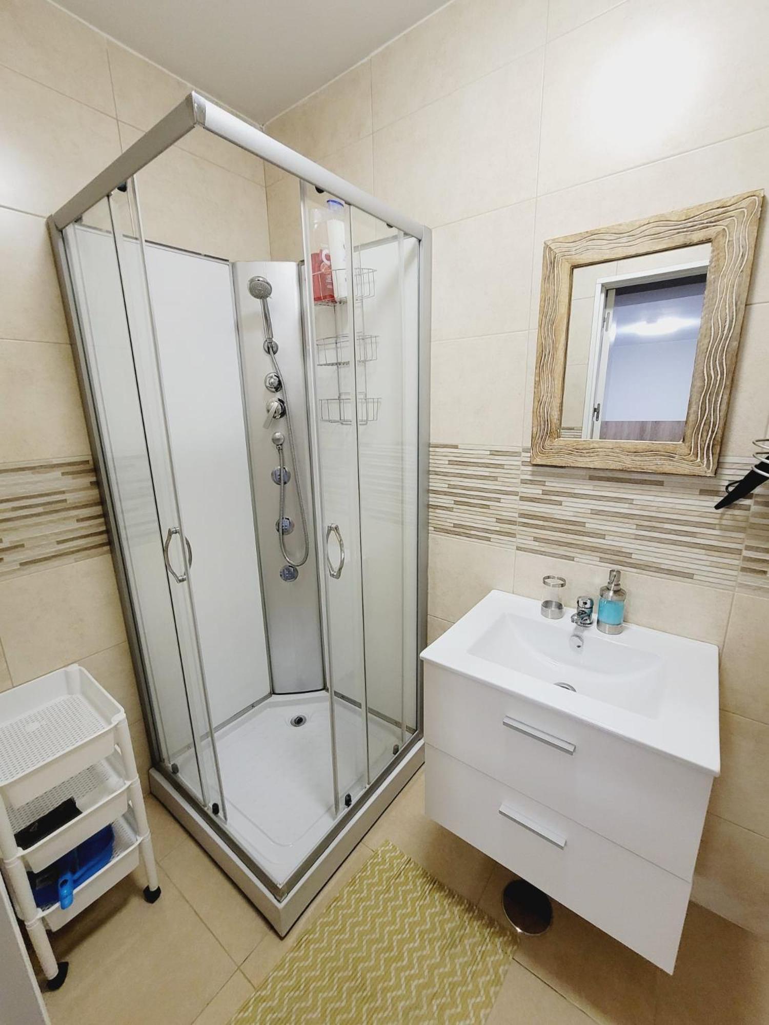 Mini-Hotel Casa De La Luz 阿利坎特 外观 照片