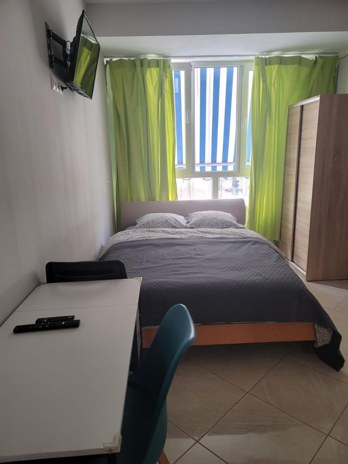 Mini-Hotel Casa De La Luz 阿利坎特 外观 照片